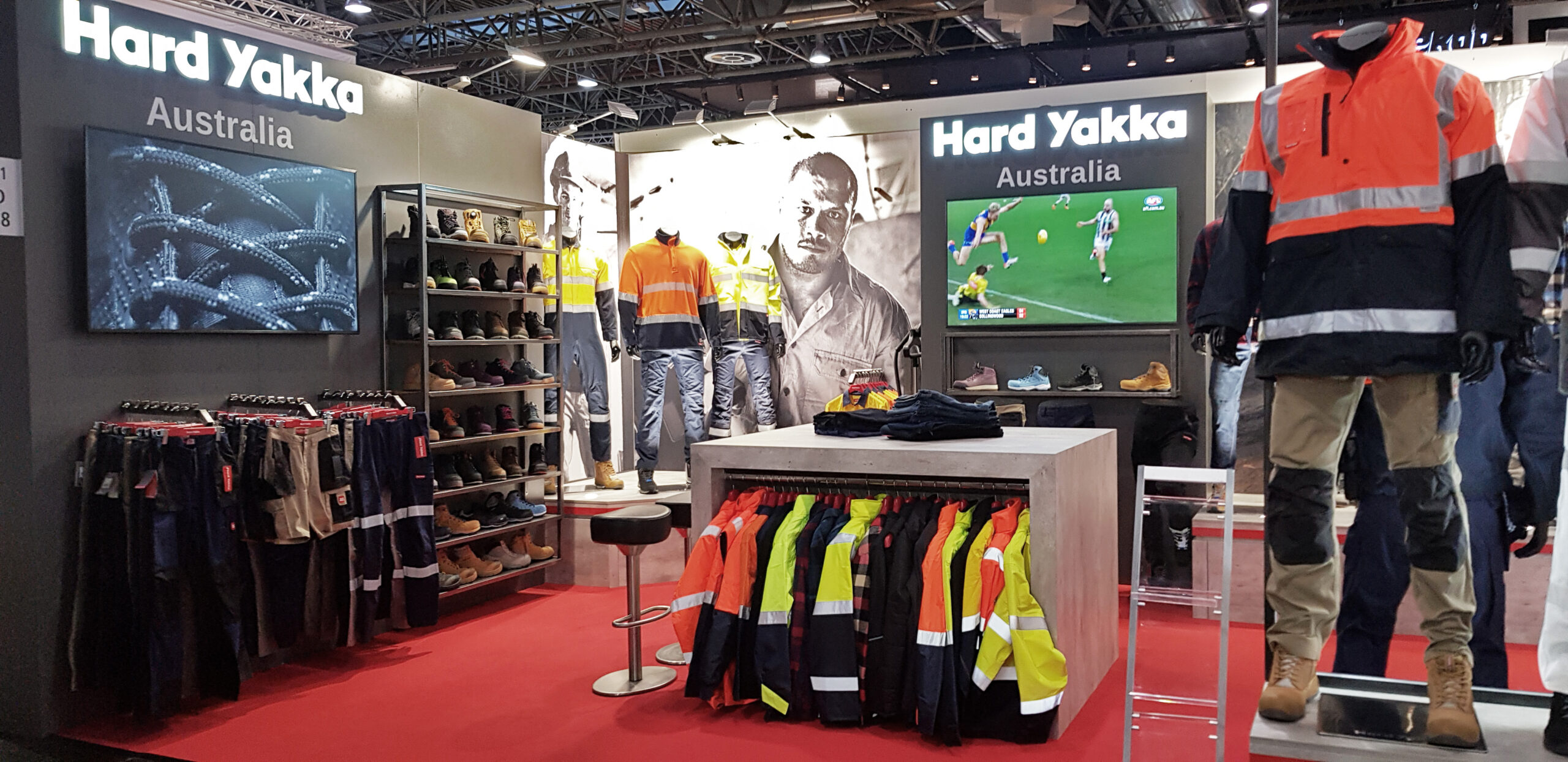 Hard Yakka Custom Stand – Germany