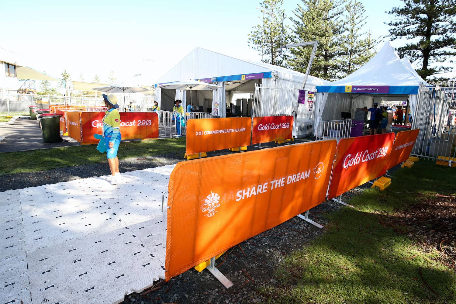 Services equipmenthire temporary fencing (3)